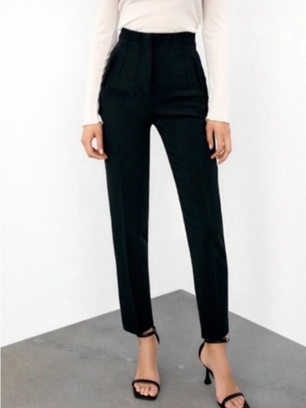 Zara Bloggers Favorite Black High-Waist Straight Leg Trousers Small